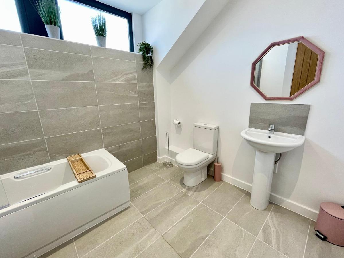 Minster Peek With Free Parking Apartment York Exterior photo