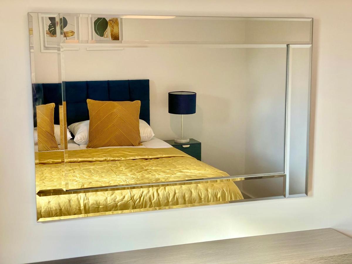 Minster Peek With Free Parking Apartment York Exterior photo